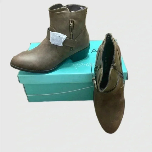 Dana Raye Boots - Picture 3 of 3